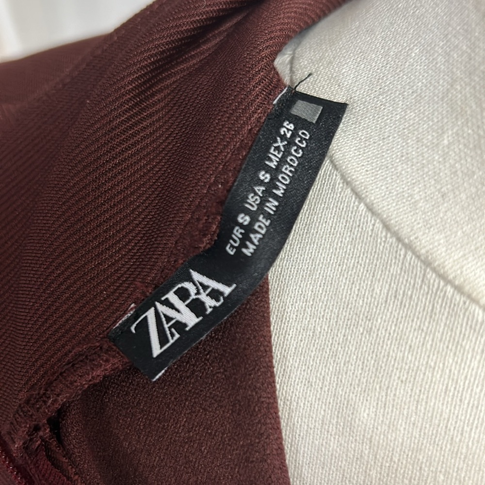 Zara Top - Burgundy Color - Picture 5 of 5